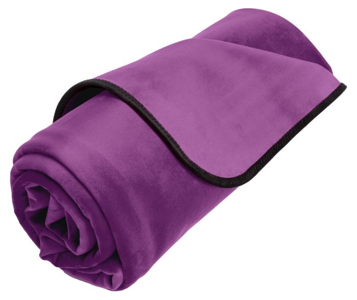 Fascinator Throw Mini by Liberator in purple – compact waterproof blanket